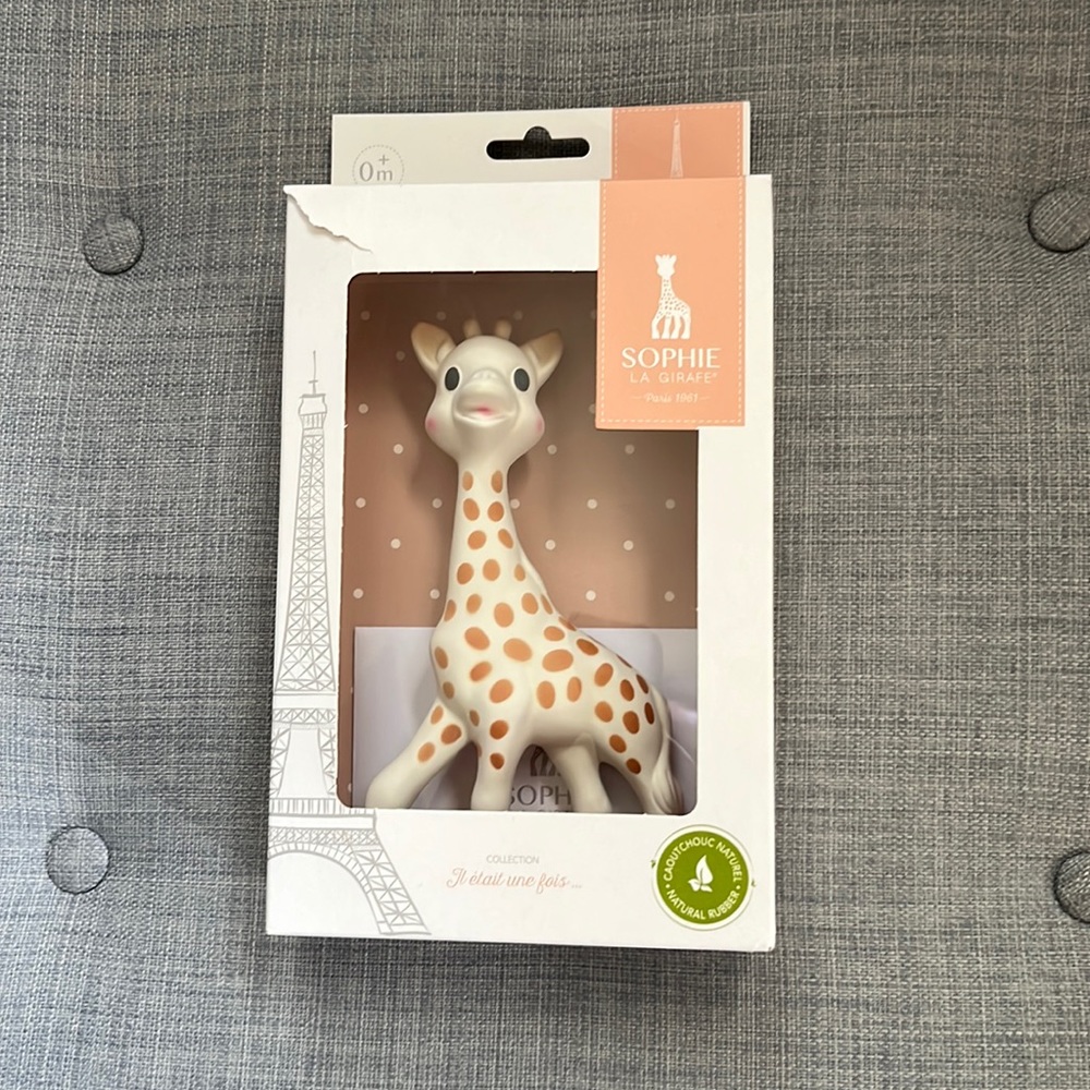 Sophie La Girafe NWT
